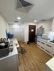East Village (D16), Retail #460015431